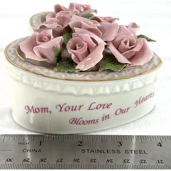 Heart Shaped Floral Porcelain Music Box For Mom Plays “Waltz Of The Flowers” - Picture 5 of 7